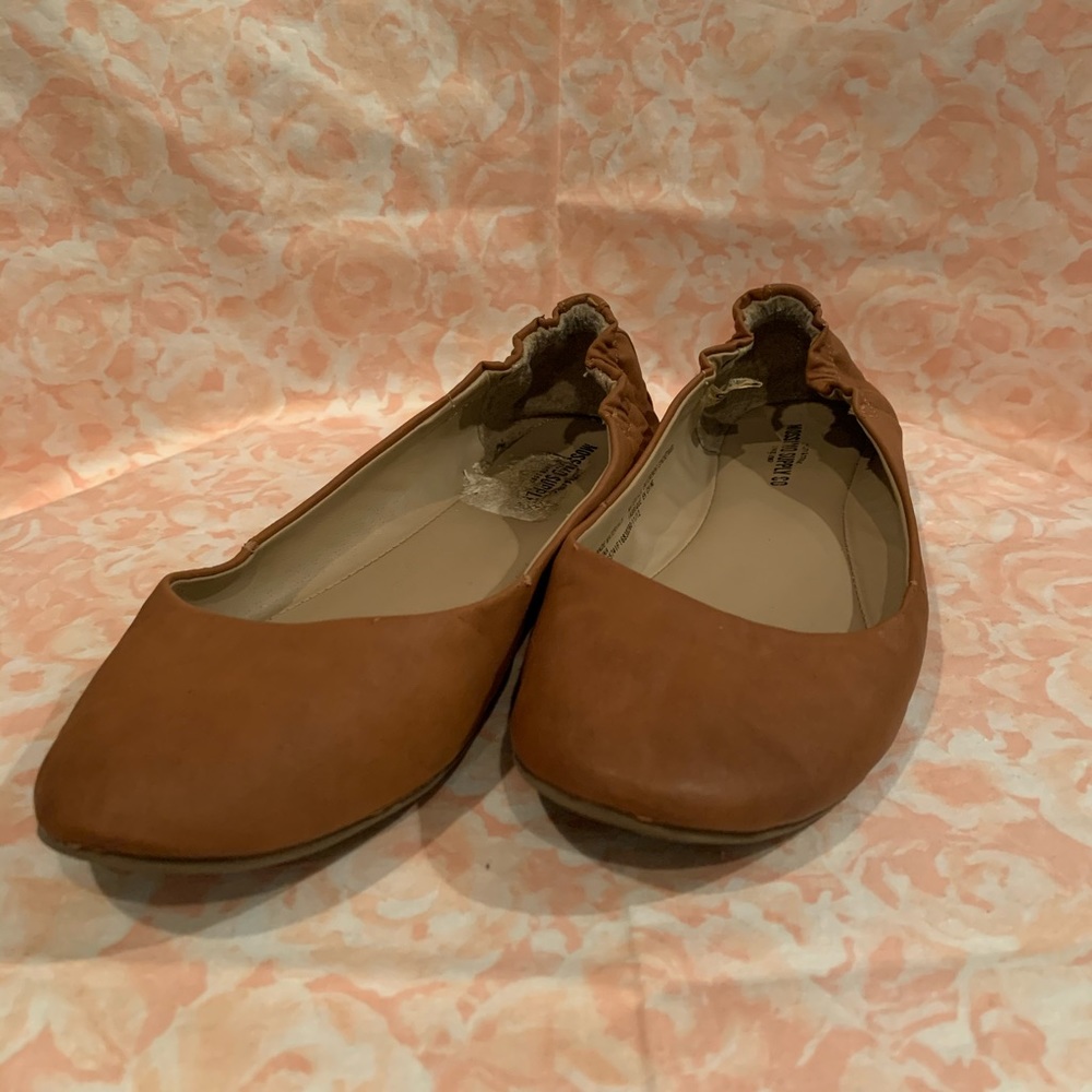 Brown flats
